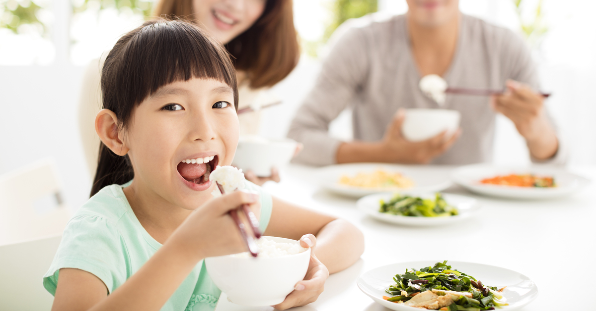 從一雙筷子看出孩子的家教？說得真準！