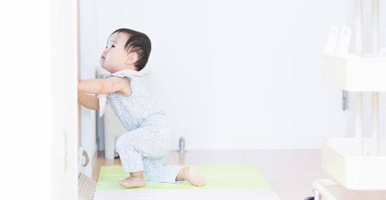 防撞帽保護學步兒？孩子錯以為跌倒不危險