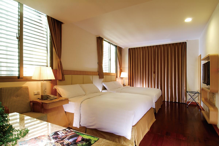 花蓮海悅飯店豪華家庭房四人房都是152×200cm*2床